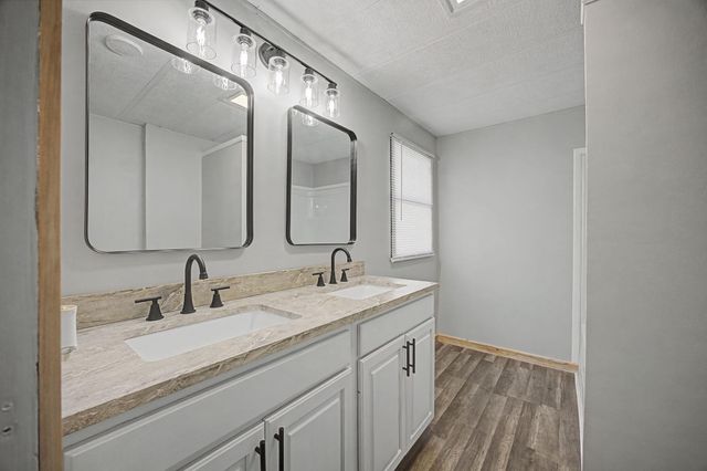 206 County Road 208, Athens, TN 37303