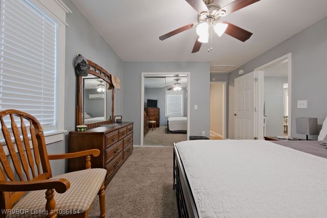 305 Port Arthur Avenue, Sallisaw, OK 74955