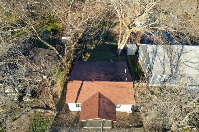 305 Port Arthur Avenue, Sallisaw, OK 74955