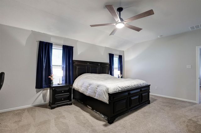 512 Amory Street, Azle, TX 76020