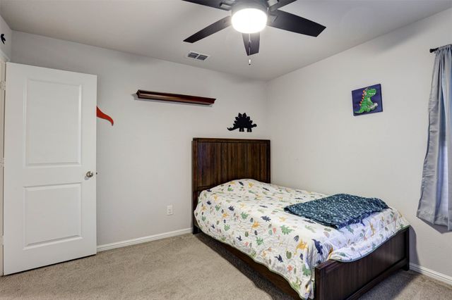 512 Amory Street, Azle, TX 76020