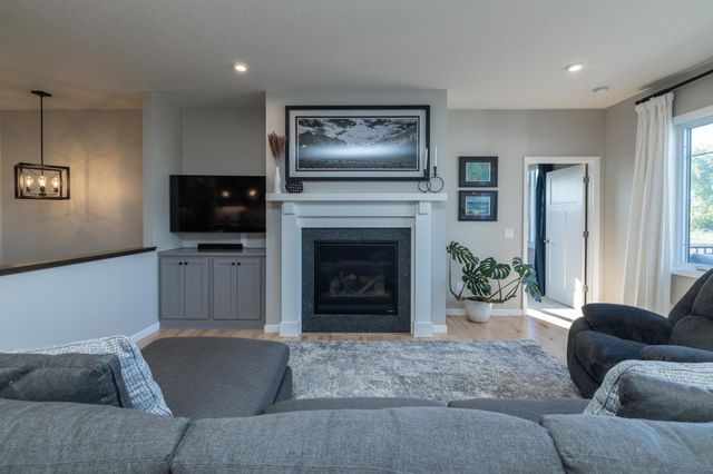 7997 183rd Street W, Lakeville, MN 55044