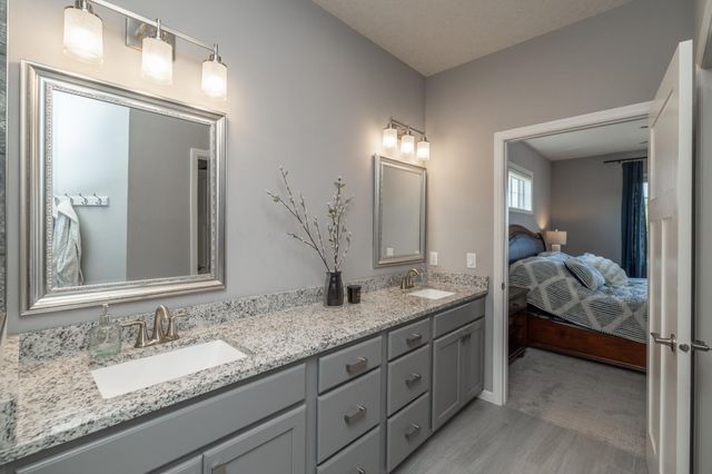 7997 183rd Street W, Lakeville, MN 55044