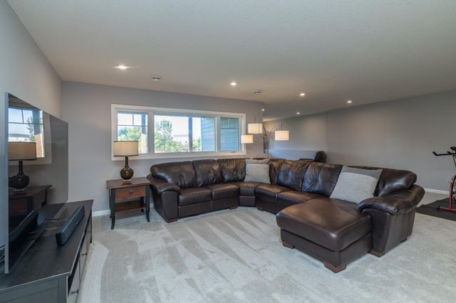 7997 183rd Street W, Lakeville, MN 55044