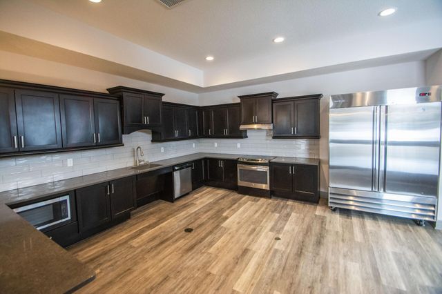 7997 183rd Street W, Lakeville, MN 55044