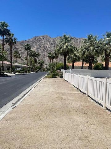 54222 Shoal Creek, La Quinta, CA 92253
