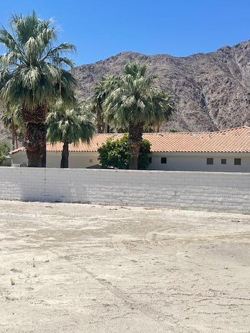 54222 Shoal Creek, La Quinta, CA 92253