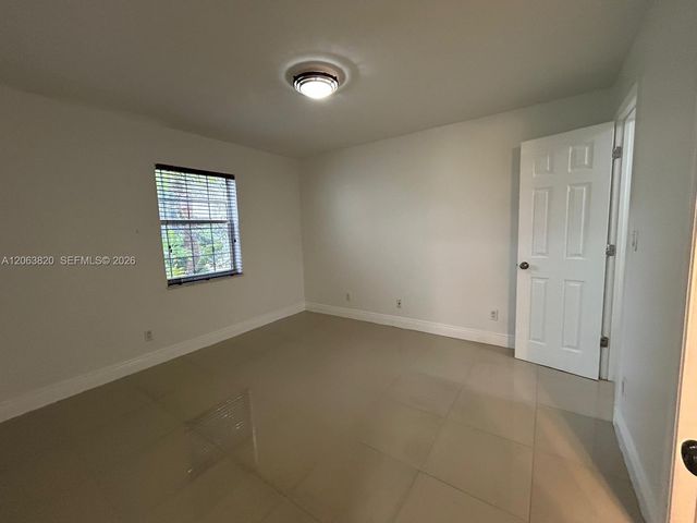 8701 SW 141st Street L3, Palmetto Bay, FL 33176