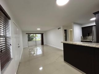 8701 SW 141st Street L3, Palmetto Bay, FL 33176