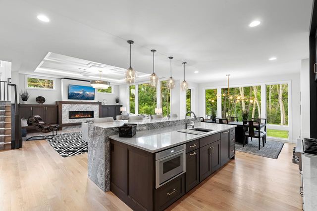 754 Shawnee Woods Road, Medina, MN 55340