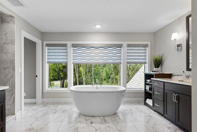 754 Shawnee Woods Road, Medina, MN 55340