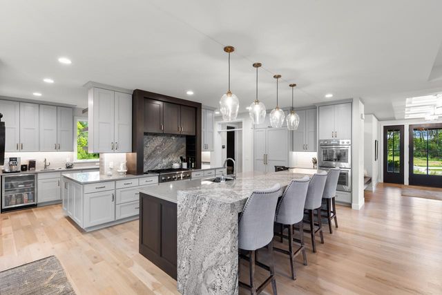 754 Shawnee Woods Road, Medina, MN 55340