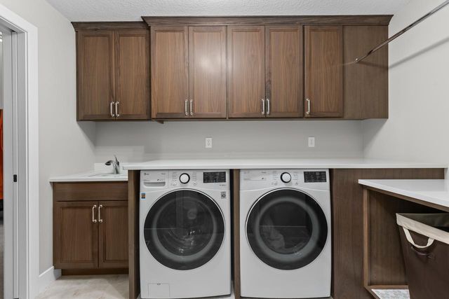 754 Shawnee Woods Road, Medina, MN 55340