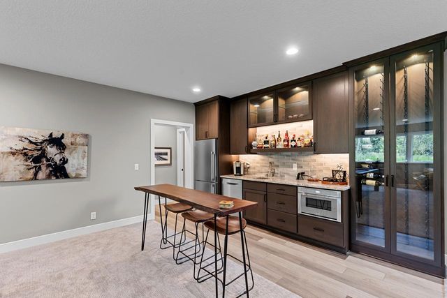 754 Shawnee Woods Road, Medina, MN 55340