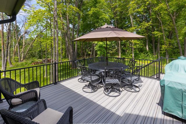 754 Shawnee Woods Road, Medina, MN 55340