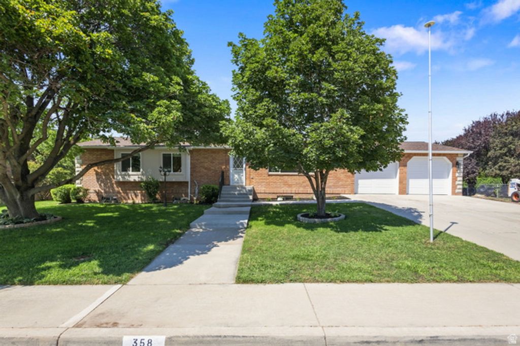358 W 1200 N, Mapleton, UT 84664