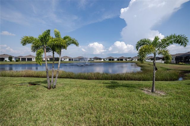 13324 WATERLEAF GARDEN CIRCLE, Riverview, FL 33579