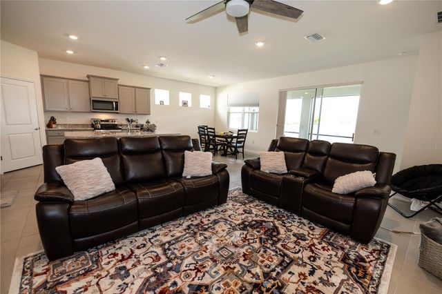 13324 WATERLEAF GARDEN CIRCLE, Riverview, FL 33579