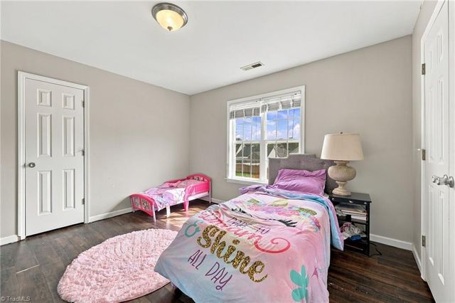 1344 Lighthouse Lane, Winston-salem, NC 27127