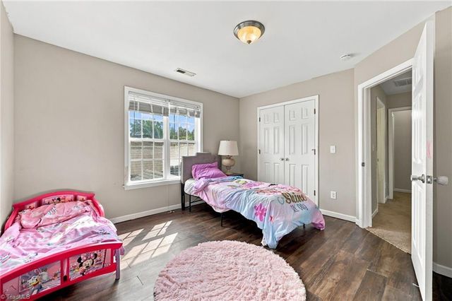 1344 Lighthouse Lane, Winston-salem, NC 27127