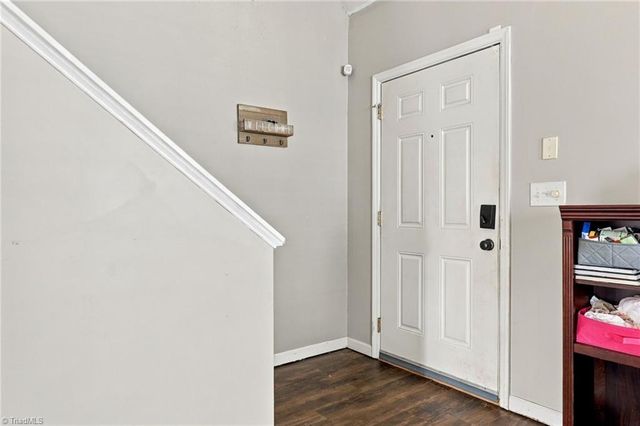1344 Lighthouse Lane, Winston-salem, NC 27127