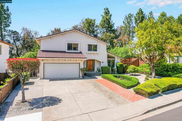 121 Violet Rd, Hercules, CA 94547