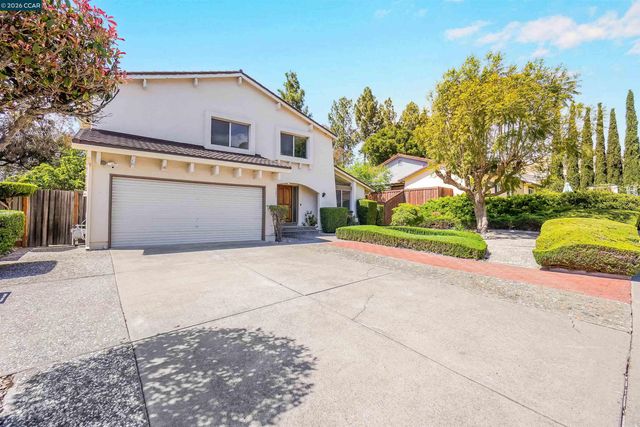 121 Violet Rd, Hercules, CA 94547