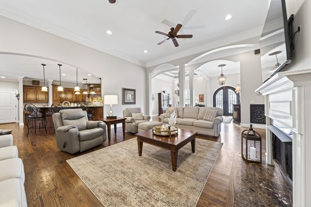 301 Scarsdale Dr, S, Hendersonville, TN 37075