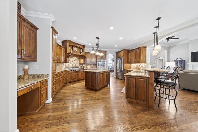 301 Scarsdale Dr, S, Hendersonville, TN 37075