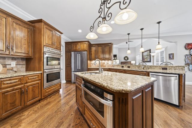 301 Scarsdale Dr, S, Hendersonville, TN 37075