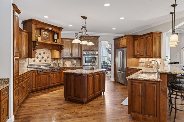 301 Scarsdale Dr, S, Hendersonville, TN 37075