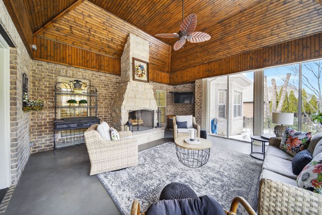 301 Scarsdale Dr, S, Hendersonville, TN 37075