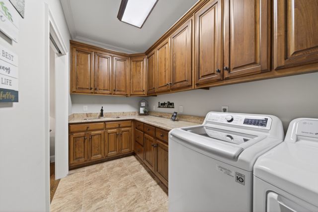 301 Scarsdale Dr, S, Hendersonville, TN 37075