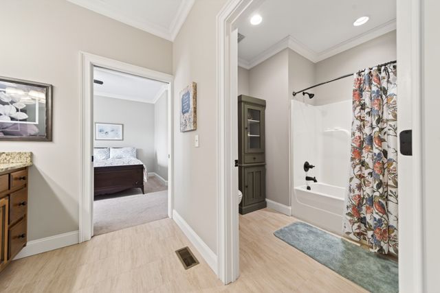 301 Scarsdale Dr, S, Hendersonville, TN 37075