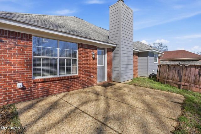 676 Southern Oaks Drive, Florence, MS 39073