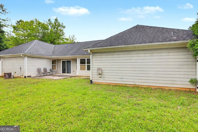 156 Cottage Club Drive, Locust Grove, GA 30248