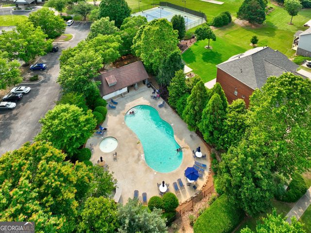 156 Cottage Club Drive, Locust Grove, GA 30248