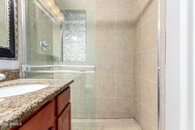 4637 E GRANADA Road, Phoenix, AZ 85008