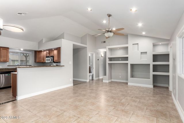 4637 E GRANADA Road, Phoenix, AZ 85008