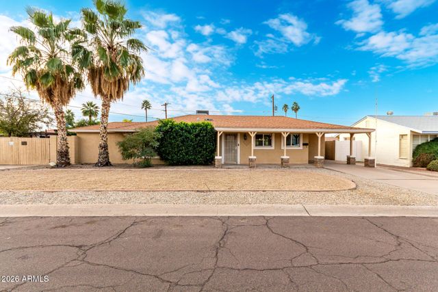 4637 E GRANADA Road, Phoenix, AZ 85008