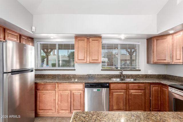 4637 E GRANADA Road, Phoenix, AZ 85008