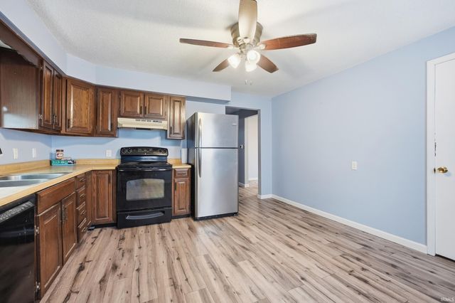 14512 Dawkins Road, New Haven, IN 46774