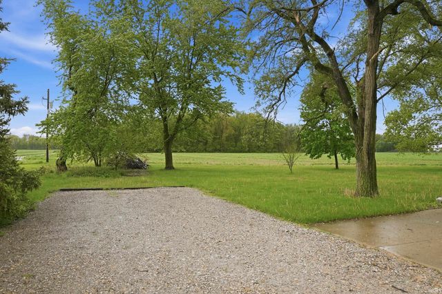 14512 Dawkins Road, New Haven, IN 46774