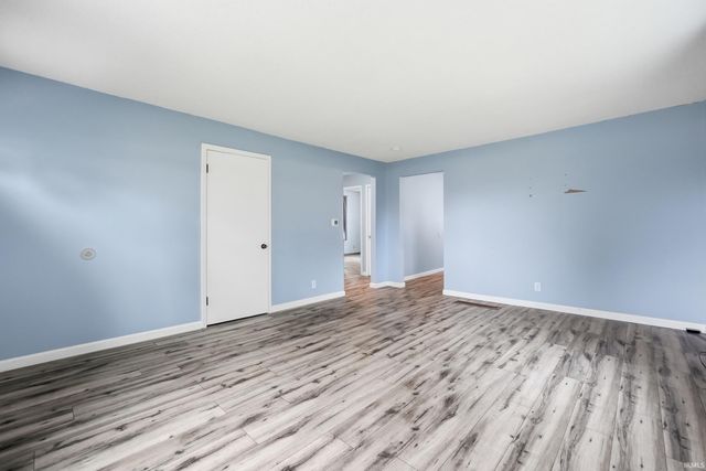 14512 Dawkins Road, New Haven, IN 46774