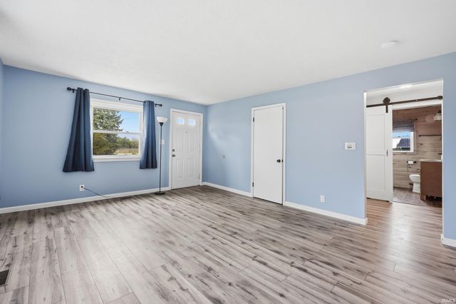14512 Dawkins Road, New Haven, IN 46774