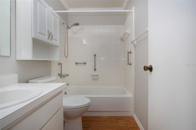 1828 FOXHUNT DRIVE A, Sun City Center, FL 33573