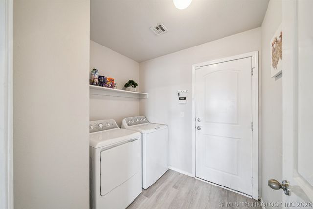 14310 E 112th Street North, Owasso, OK 74055