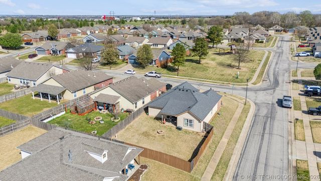 14310 E 112th Street North, Owasso, OK 74055