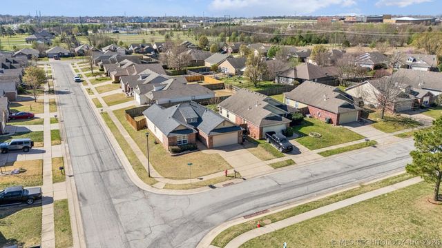 14310 E 112th Street North, Owasso, OK 74055