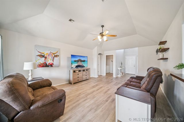 14310 E 112th Street North, Owasso, OK 74055